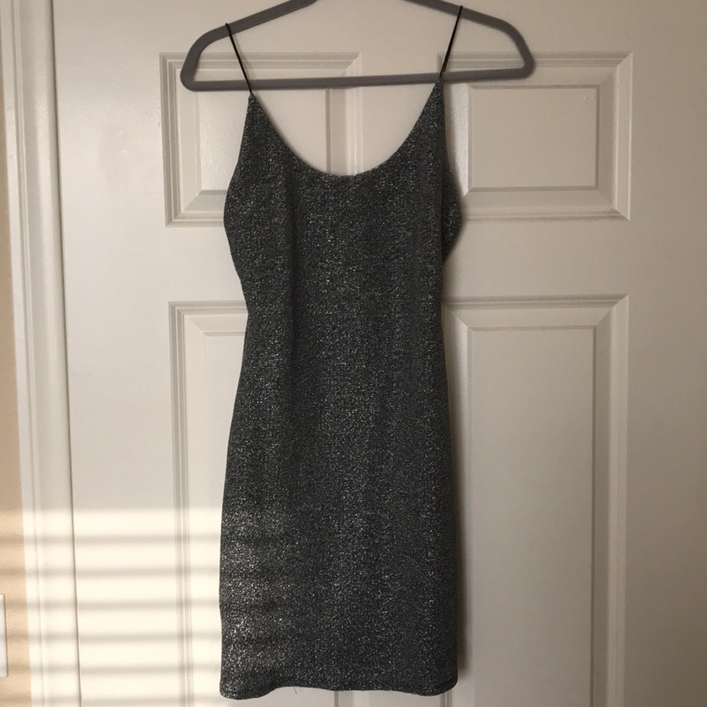 Sparkly Mini Body con Dress
